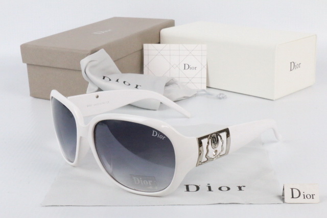 DlOR Boutique Sunglasses 045